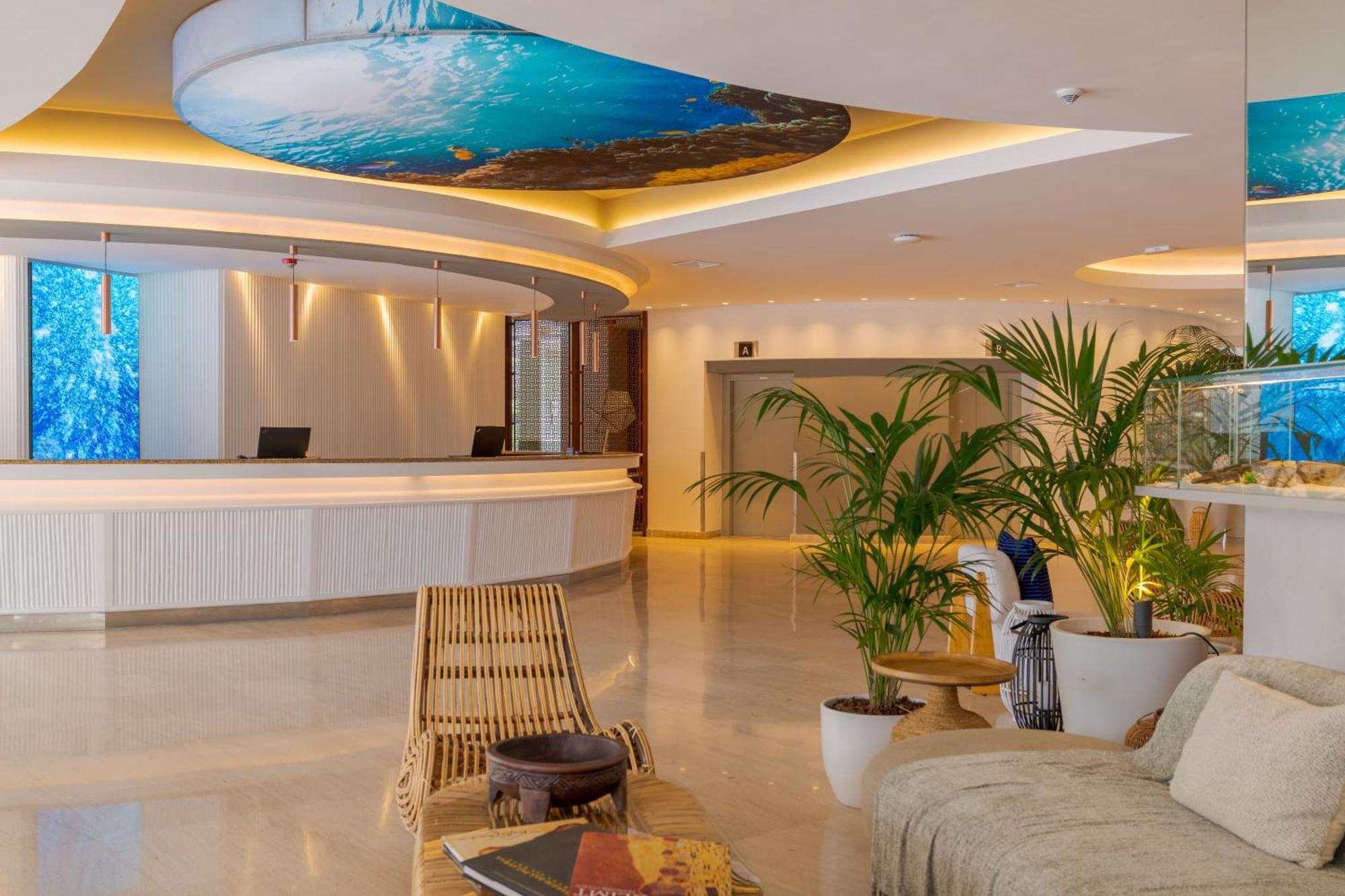 Pestana Blue Alvor Beach Exterior photo Lobby