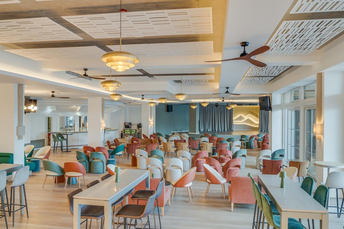 Pestana Blue Alvor Beach Exterior photo The dining room at the new residence halls